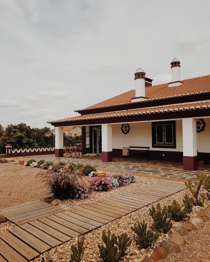 Monte Da Floresta B&B Ferreira Do Alentejo Exterior foto